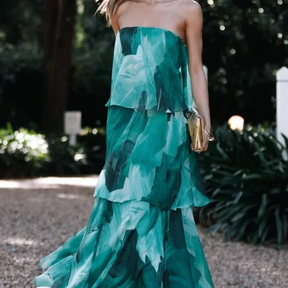 Petal & Pup Strapless Green Dress - Picture 2 of 7